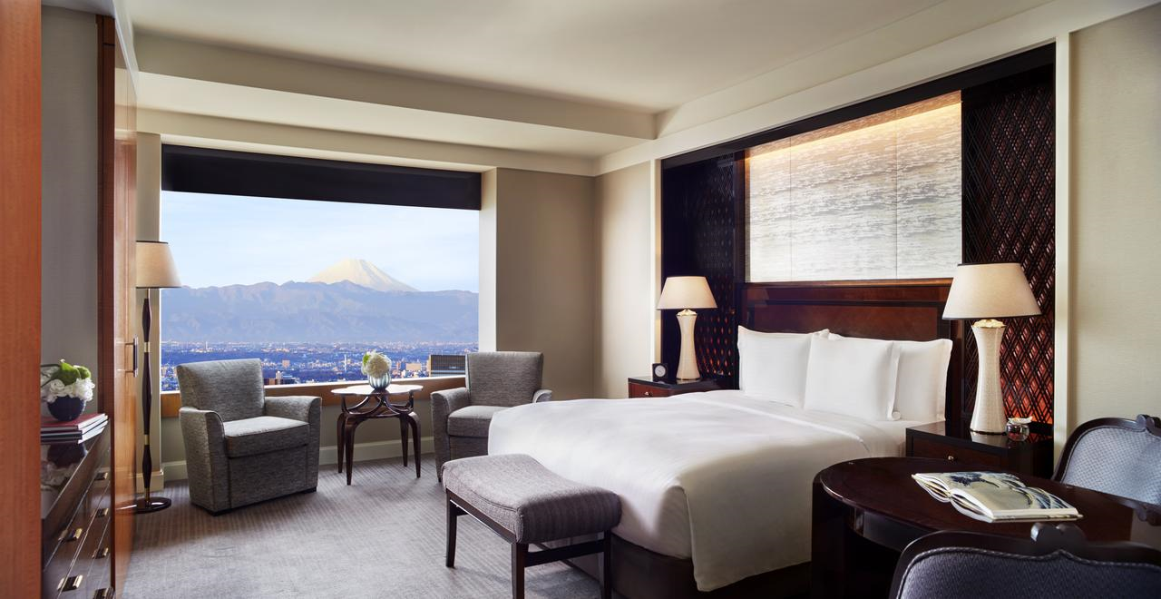 东京丽思卡尔顿饭店 (The Ritz-Carlton, Tokyo)