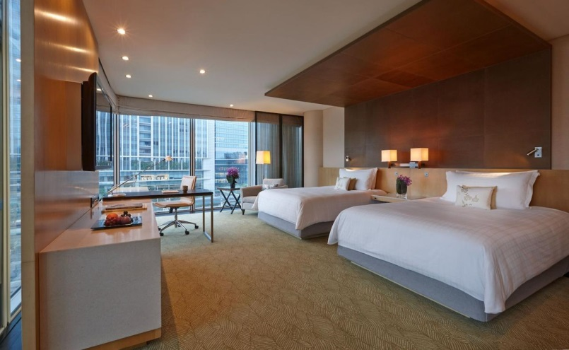 东京丸之内四季饭店 (Four Seasons Hotel Tokyo at Marunouchi)