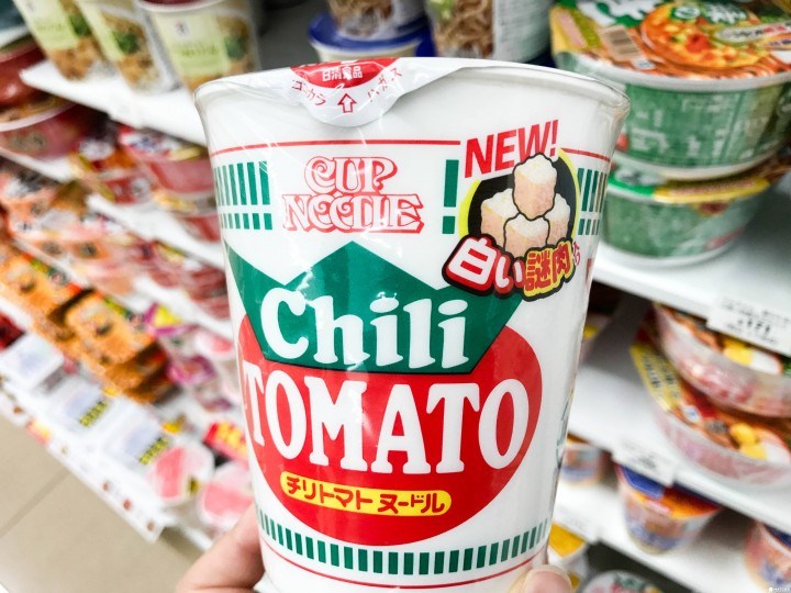 伴手礼就决定是你了！日本便利商店超市 新奇零食糖果泡面