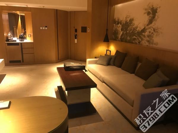 北京金茂万丽酒店小套房入住体验