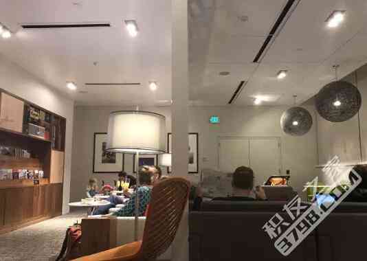 西雅图机场运通百夫长休息室测评