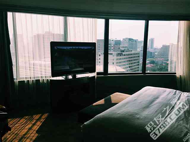 曼谷洲际 corner suite