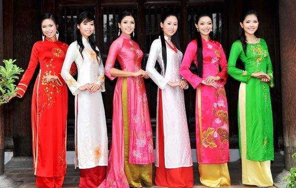 奥黛：越式旗袍（Ao Dai）