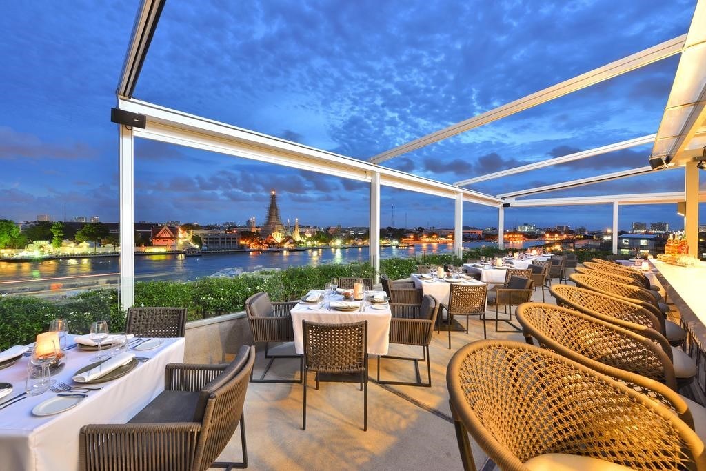 曼谷水岸黎明饭店 (Riva Arun Bangkok)