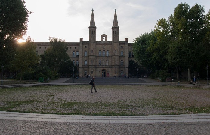 Kunstraum Kreuzberg/Bethanien的当代艺术展览，是一次不同寻常的游览路线 