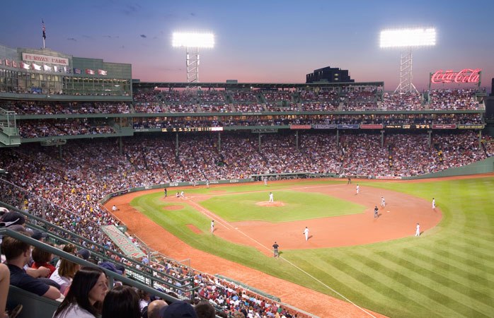 波士顿红袜（Red Sox）棒球队加油！