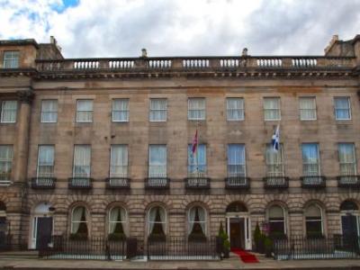 crowne-plaza-edinburgh