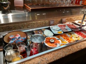 crowne-plaza-london-kensington-lounge-fruits
