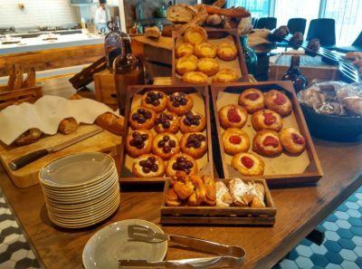hilton-london-bankside-breakfast-bread
