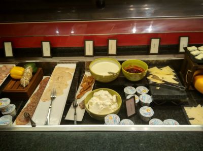 hilton-london-olympia-breakfast-continental