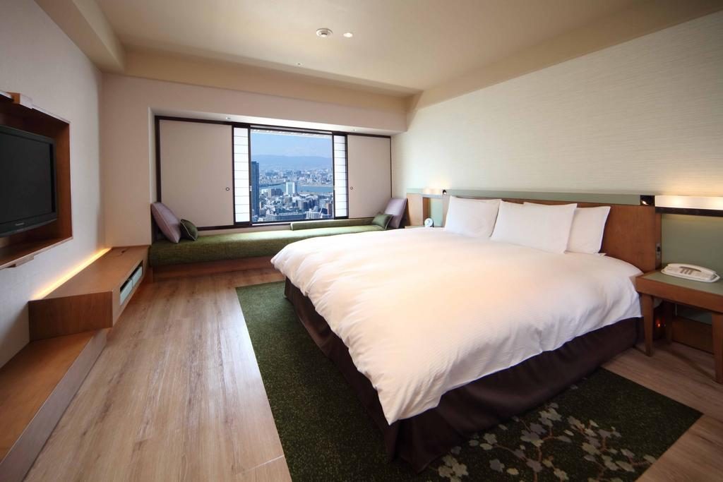 hilton3