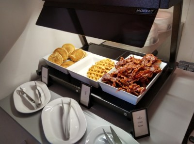 holiday-inn-wembley-breakfast-hot-2