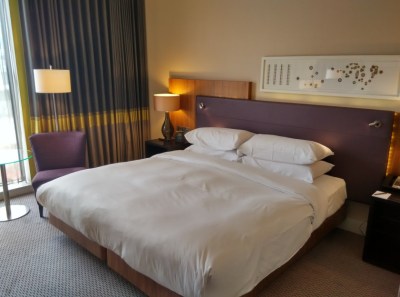 holiday-inn-wembley-room-1
