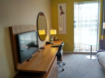 holiday-inn-wembley-room-2