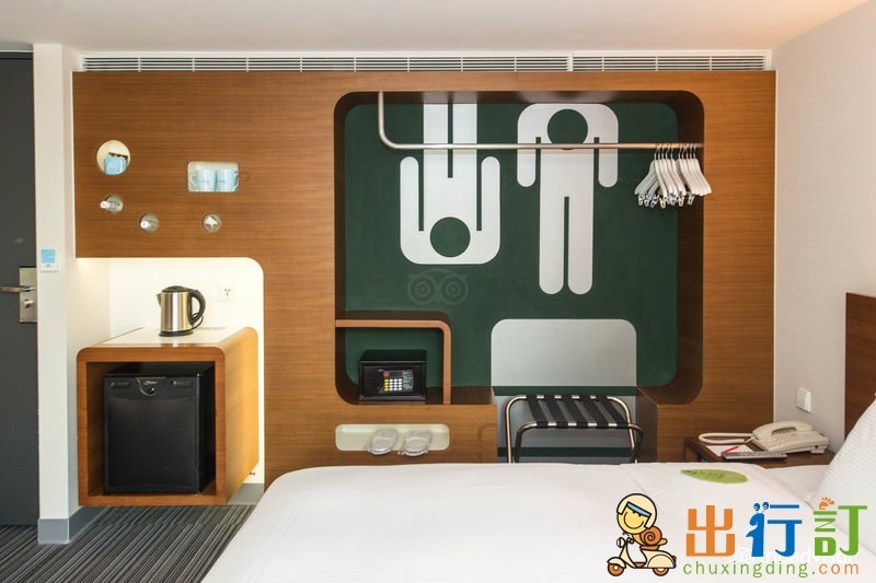 hollywood-room--v8751612