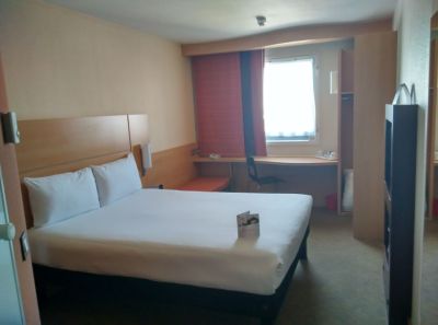 ibis-london-city-room-1