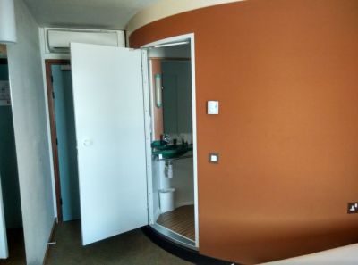 ibis-london-city-room-2