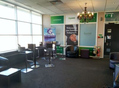 iom-rendezvous-lounge-inside-2