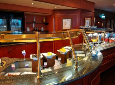 mercure-edinburgh-princes-street-breakfast-fruits