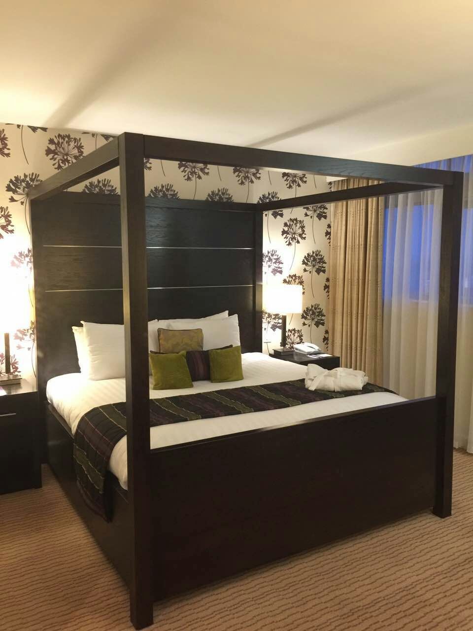 mercure-manchester-piccadilly-garden-suite-2