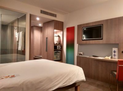 novotel-london-brentford-room-1