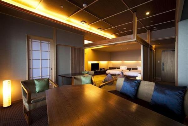 相: Hotels Combined