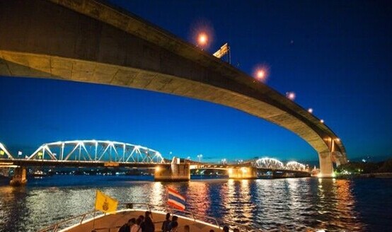 醉人的湄南河夜景