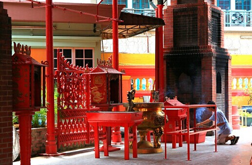 仙四师爷庙内景
