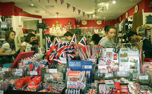 剑桥,英国剑桥旅游纪念品,剑桥购物