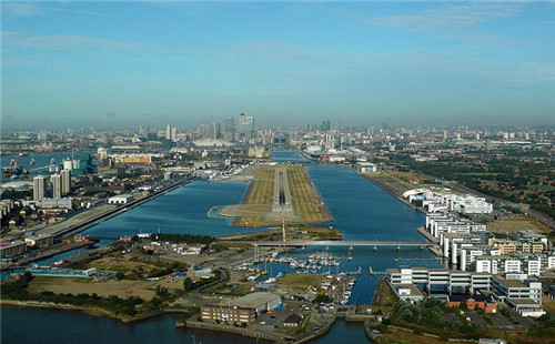 英国首都机场名称