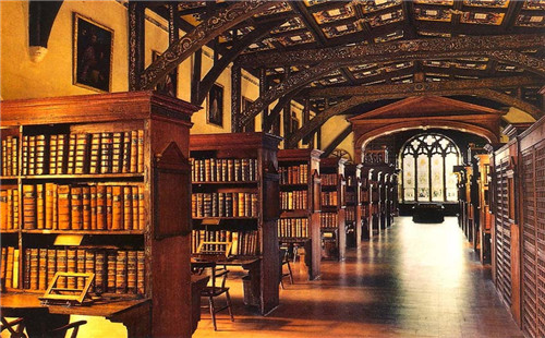 英国牛津大学在哪里
