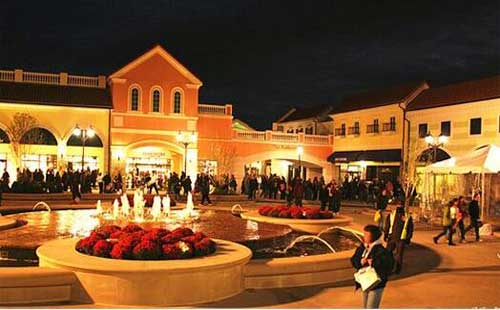 长岛高端奥特莱斯Tanger Outlet Deer Park